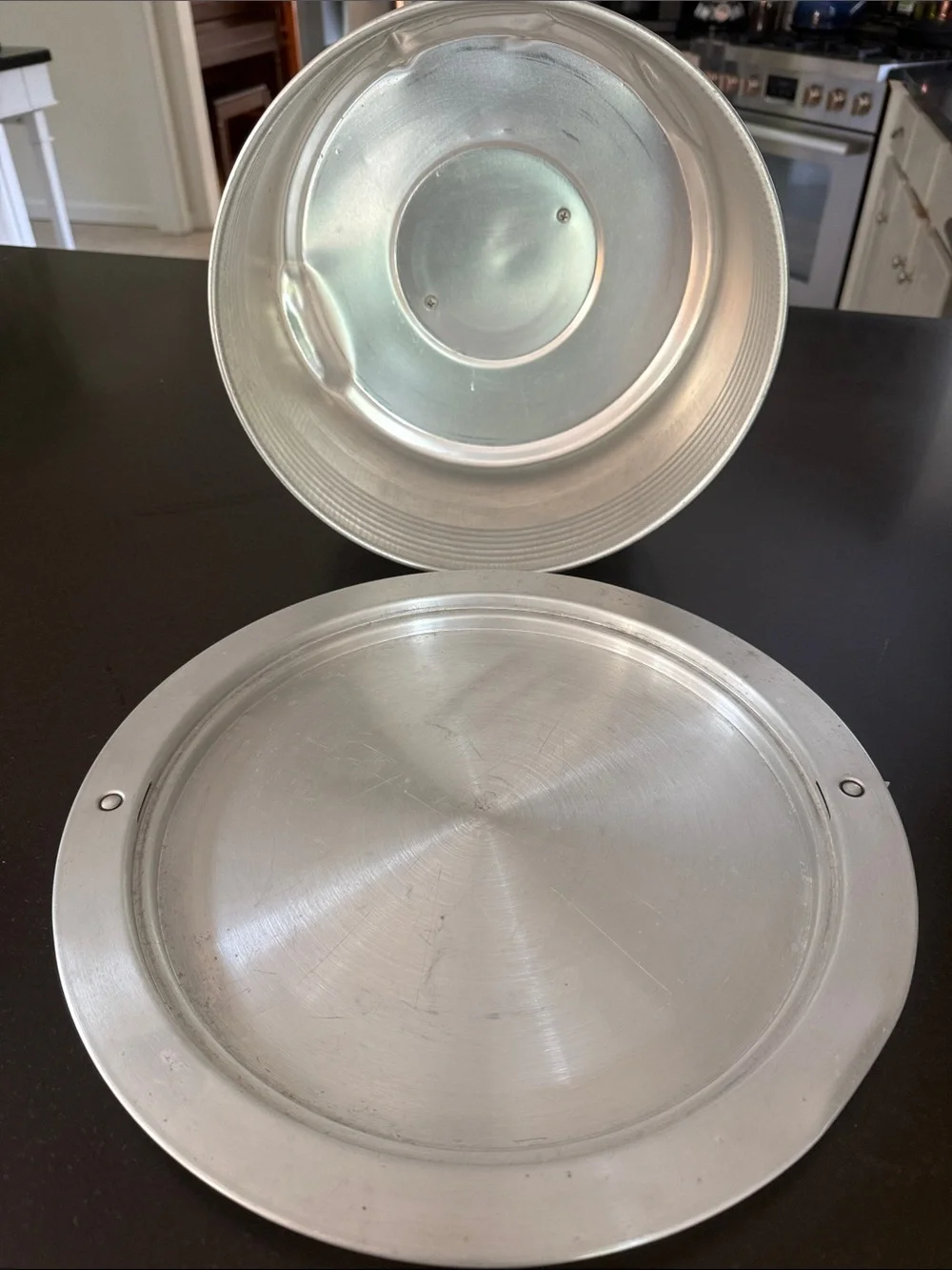 Vintage Regal Ware Aluminum Cake Carrier